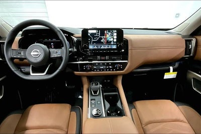 2025 Nissan Pathfinder Platinum 4WD - Black Appearance, Lighting, Cargo Pkgs