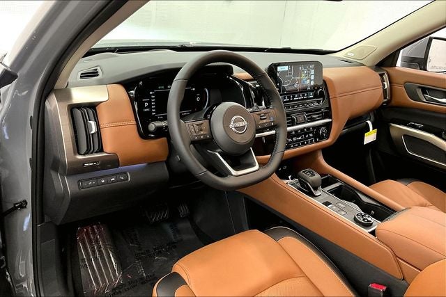 2025 Nissan Pathfinder Platinum 4WD - Black Appearance, Lighting, Cargo Pkgs