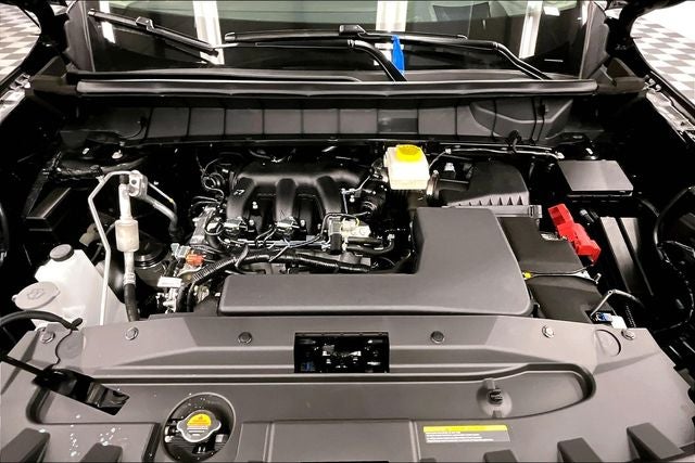 2025 Nissan Pathfinder Platinum 4WD - Lighting and Cargo Packages