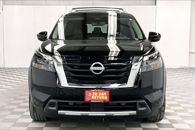 2025 Nissan Pathfinder Platinum 4WD - Lighting and Cargo Packages