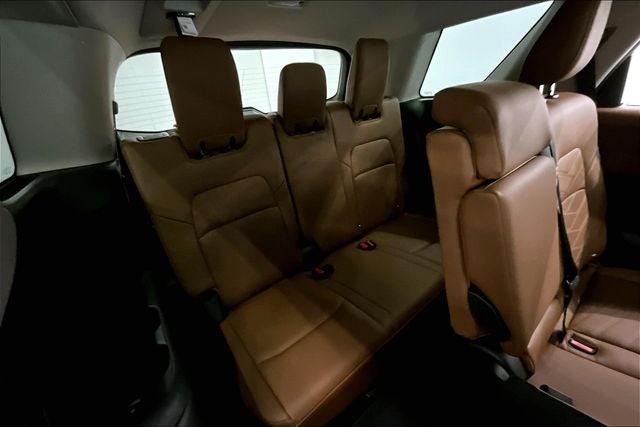 2025 Nissan Pathfinder Platinum 4WD - Lighting and Cargo Packages