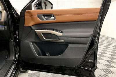 2025 Nissan Pathfinder Platinum 4WD - Lighting and Cargo Packages