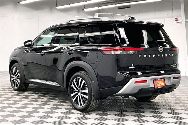 2025 Nissan Pathfinder Platinum 4WD - Lighting and Cargo Packages