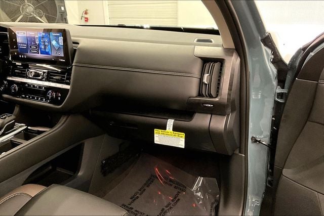 2026 Nissan Pathfinder Platinum 4WD