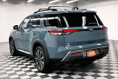 2026 Nissan Pathfinder Platinum 4WD