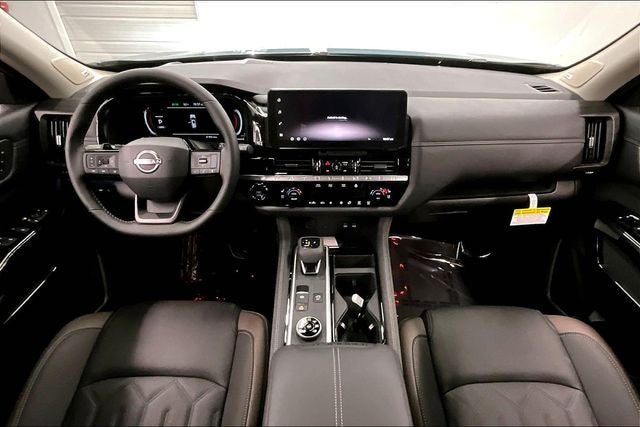2026 Nissan Pathfinder Platinum 4WD