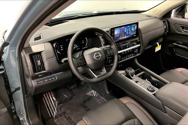 2026 Nissan Pathfinder Platinum 4WD