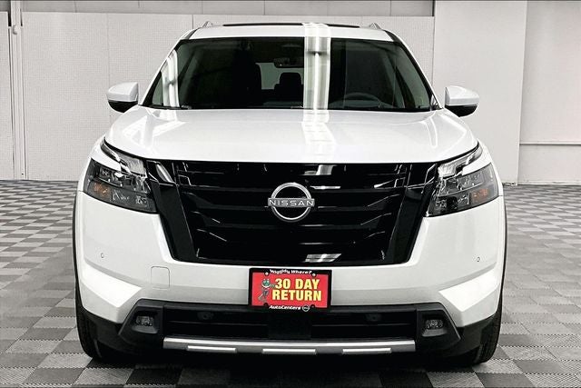 2025 Nissan Pathfinder Platinum 4WD - Black Appearance, Lighting, Cargo Pkgs