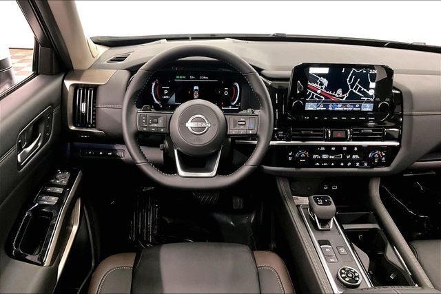 2025 Nissan Pathfinder Platinum 4WD - Black Appearance, Lighting, Cargo Pkgs