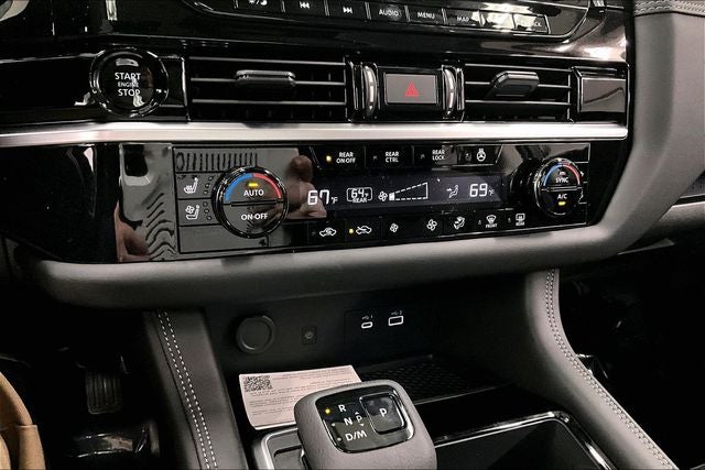 2025 Nissan Pathfinder Platinum 4WD - Black Appearance, Lighting, Cargo Pkgs