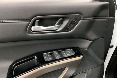 2025 Nissan Pathfinder Platinum 4WD - Black Appearance, Lighting, Cargo Pkgs