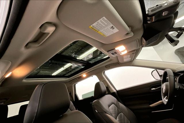 2025 Nissan Pathfinder Platinum 4WD - Black Appearance, Lighting, Cargo Pkgs