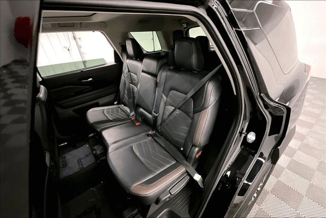 2023 Nissan Pathfinder Platinum 4x4-Pano Roof-Adaptive Cruise-Htd/Cooled Leather