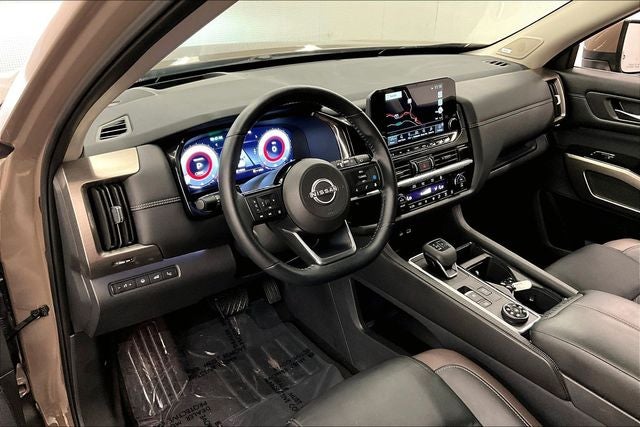 2025 Nissan Pathfinder Platinum 4x4-Pano Roof-Adaptive Cruise-Htd/Cooled Leather