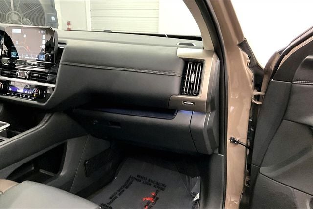 2025 Nissan Pathfinder Platinum 4x4-Pano Roof-Adaptive Cruise-Htd/Cooled Leather