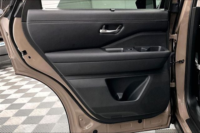 2025 Nissan Pathfinder Platinum 4x4-Pano Roof-Adaptive Cruise-Htd/Cooled Leather