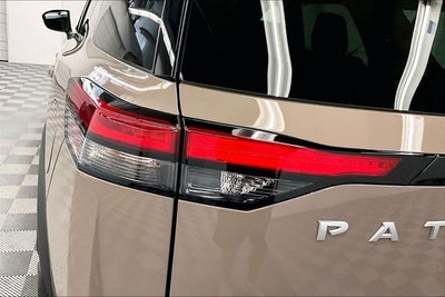 2025 Nissan Pathfinder Platinum 4x4-Pano Roof-Adaptive Cruise-Htd/Cooled Leather