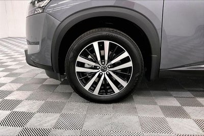 2025 Nissan Pathfinder Platinum 4WD - Cargo Package