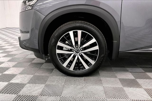 2025 Nissan Pathfinder Platinum 4WD - Cargo Package