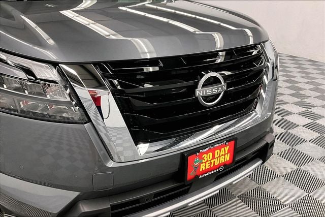 2025 Nissan Pathfinder Platinum 4WD - Cargo Package