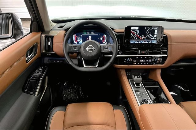 2025 Nissan Pathfinder Platinum 4WD - Cargo Package