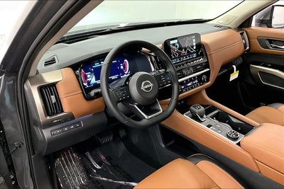 2025 Nissan Pathfinder Platinum 4WD - Cargo Package