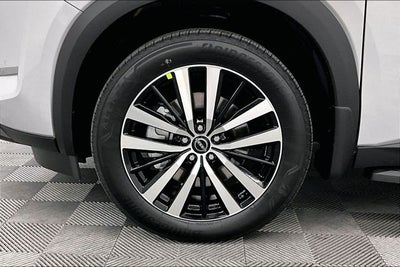 2025 Nissan Pathfinder Platinum 4WD - Black Appearance, Lighting, Cargo Pkgs