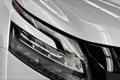 2025 Nissan Pathfinder Platinum 4WD - Black Appearance, Lighting, Cargo Pkgs