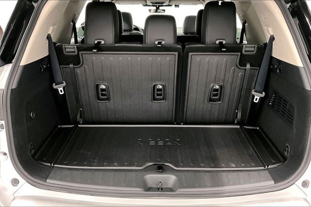 2025 Nissan Pathfinder Platinum 4WD - Black Appearance, Lighting, Cargo Pkgs