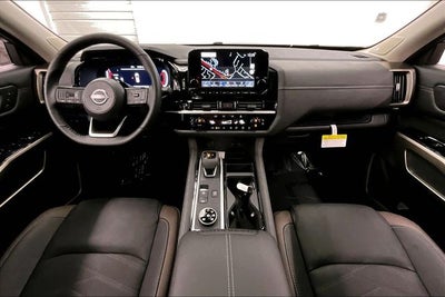 2025 Nissan Pathfinder Platinum 4WD - Black Appearance, Lighting, Cargo Pkgs