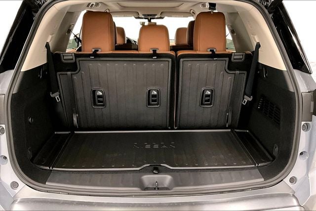 2026 Nissan Pathfinder Platinum 4WD - Cargo Package