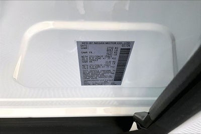 2026 Nissan Pathfinder Platinum 4WD - Accent, Captain Chairs, Cargo Pkgs