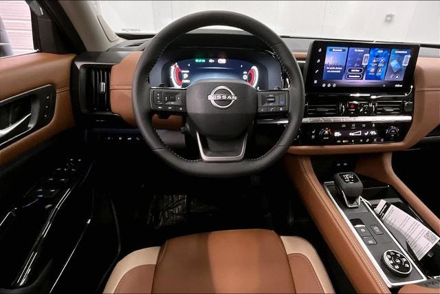 2026 Nissan Pathfinder Platinum 4WD - Captain Chairs, Lighting, Cargo Pkgs