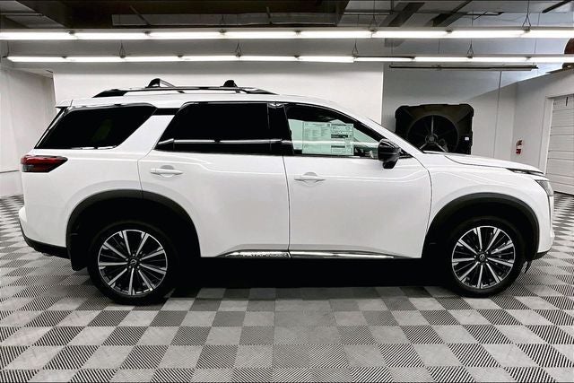 2026 Nissan Pathfinder Platinum 4WD - Captain Chairs, Accent, Cargo, Lighting Pkgs
