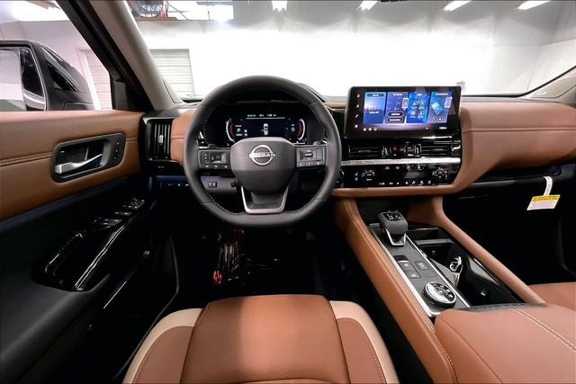 2026 Nissan Pathfinder Platinum 4WD - Captain Chairs, Accent, Cargo, Lighting Pkgs