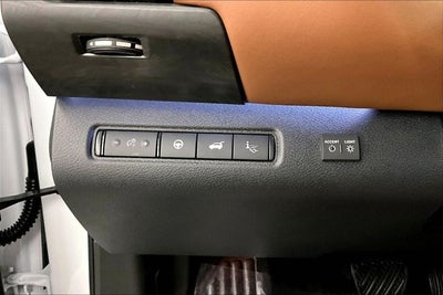 2026 Nissan Pathfinder Platinum 4WD - Captain Chairs, Accent, Cargo, Lighting Pkgs