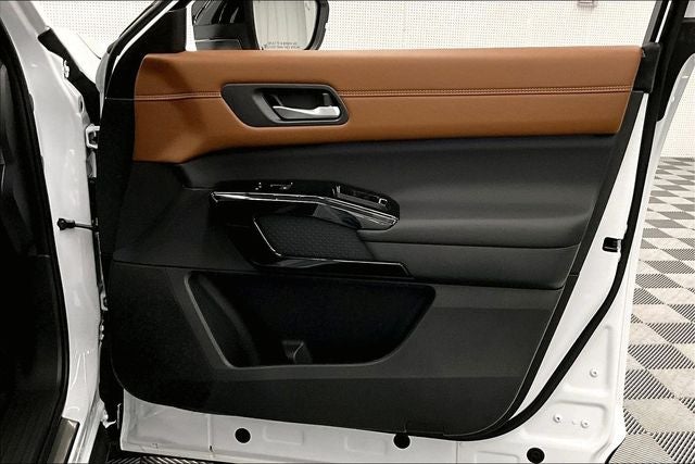 2026 Nissan Pathfinder Platinum 4WD - Captain Chairs, Accent, Cargo, Lighting Pkgs