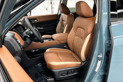 2026 Nissan Pathfinder Platinum 4WD - Captain Chairs, Accent, Lighting, Cargo Pkgs