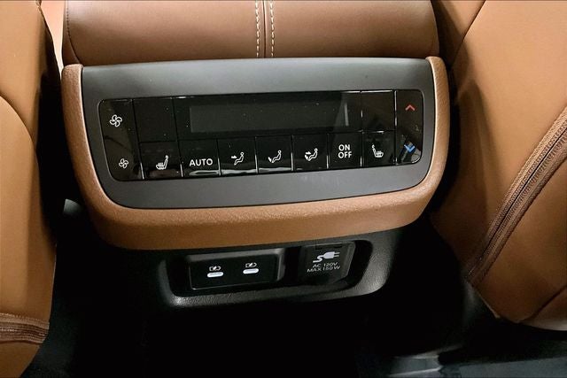 2026 Nissan Pathfinder Platinum 4WD - Captain Chairs, Accent, Lighting, Cargo Pkgs