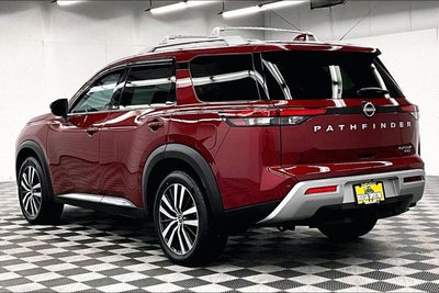 2023 Nissan Pathfinder Platinum