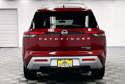 2023 Nissan Pathfinder Platinum