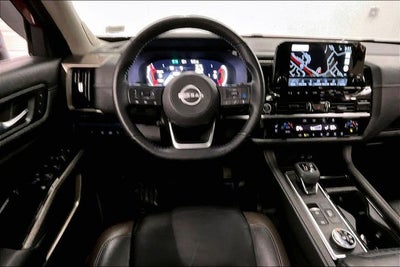 2023 Nissan Pathfinder Platinum