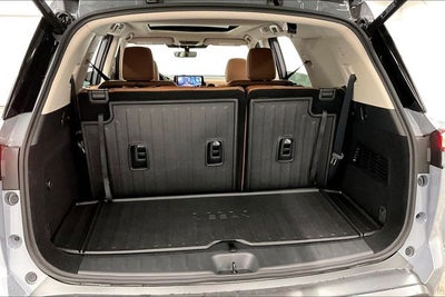 2026 Nissan Pathfinder Platinum 4WD - Captain Chairs and Cargo Packages