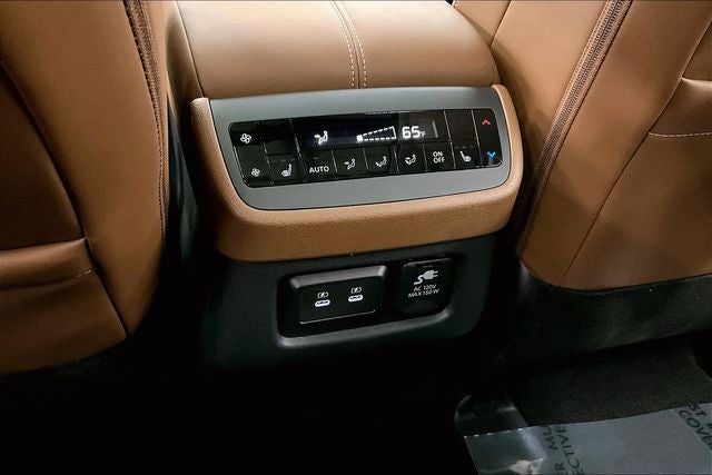 2026 Nissan Pathfinder Platinum 4WD - Captain Chairs and Cargo Pkgs