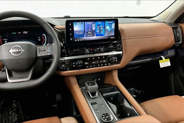 2026 Nissan Pathfinder Platinum 4WD - Captain Chairs and Cargo Pkgs