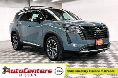 2026 Nissan Pathfinder Platinum 4WD - Captains Chairs and Cargo Pkgs