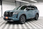 2026 Nissan Pathfinder Platinum 4WD - Captains Chairs and Cargo Pkgs