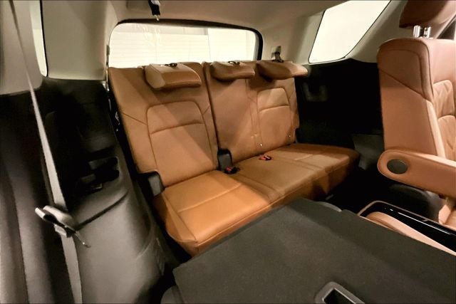 2026 Nissan Pathfinder Platinum 4WD - Captain Chairs, Accent, Cargo, Lighting Pkgs