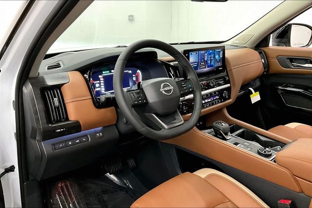 2026 Nissan Pathfinder Platinum 4WD - Captain Chairs, Accent, Cargo, Lighting Pkgs