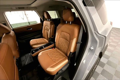 2026 Nissan Pathfinder Platinum 4WD - Accent, Captain Chairs, Lighting, Cargo Pkgs